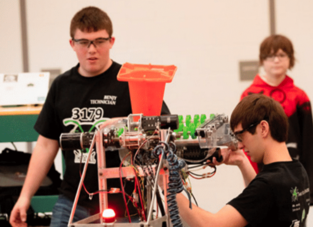 MidAmerica hosts third annual STEM Showcase at Mayes County Fairgrounds  image