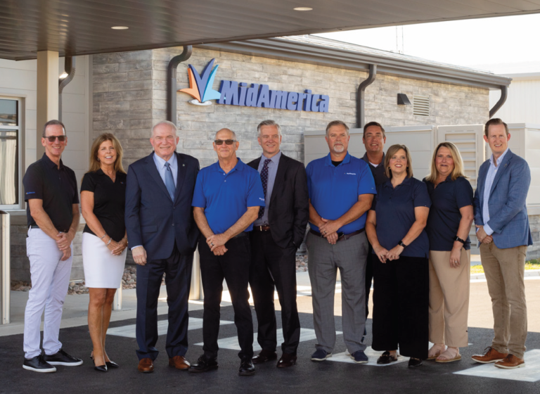 Oklahoma Department of Aerospace and Aeronautics and MidAmerica Industrial Park Officials Open New Regional Business Airport Terminal image